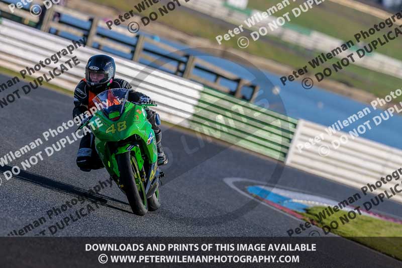 PJM Wedding Photography;enduro digital images;event digital images;eventdigitalimages;mallory park;mallory park photographs;mallory park trackday;mallory park trackday photographs;no limits trackdays;peter wileman photography;racing digital images;trackday digital images;trackday photos